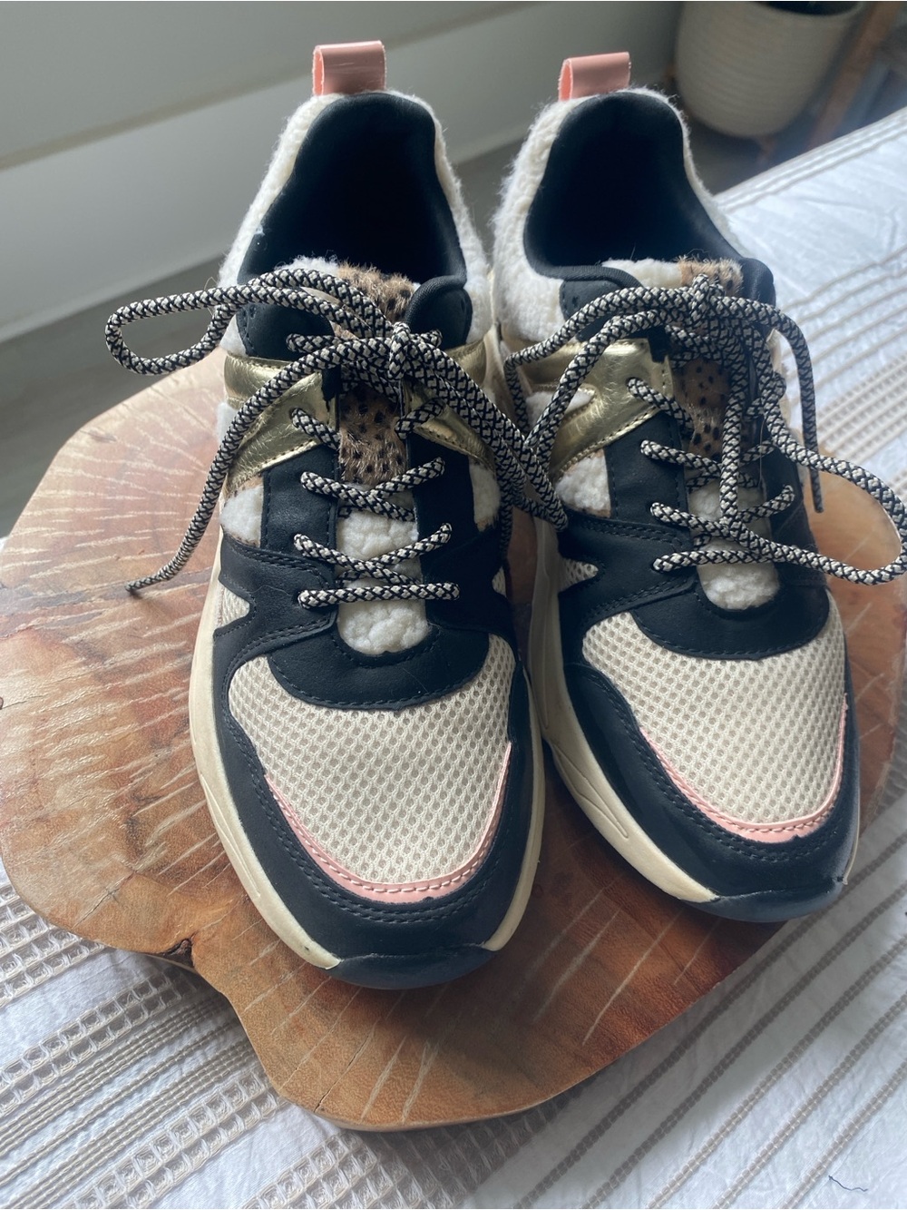 POSH by Poelman Sherpa Woman’s Black and Cream Sneakers with Metallic Accent